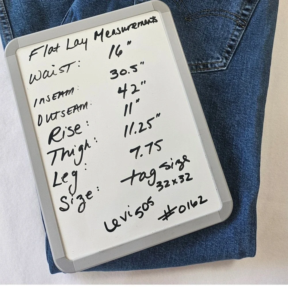 Levi's 505 Regular Fit Straight Leg Jeans -Tag Size Men's 32x32 (Actual 32x30.5)
